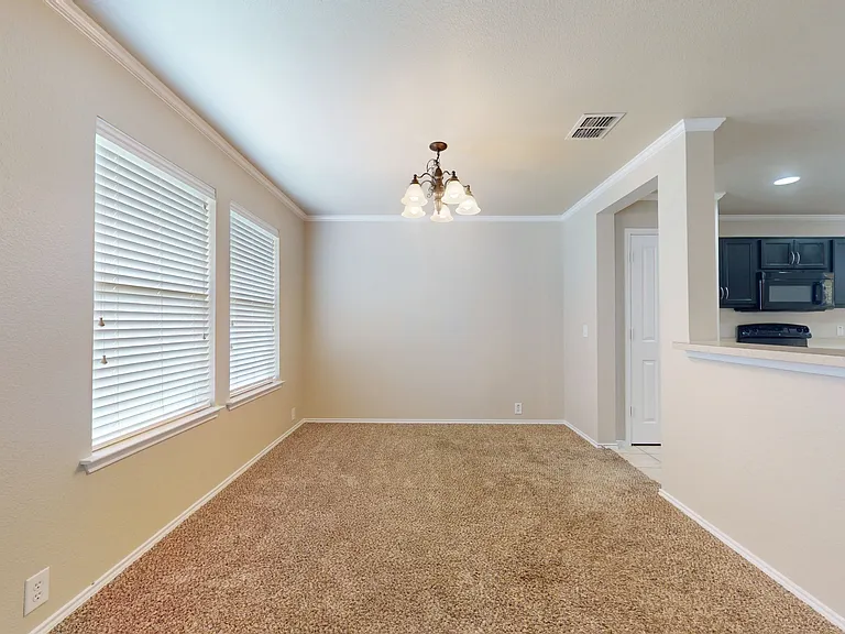 512 Cookston Ln — Photo 6