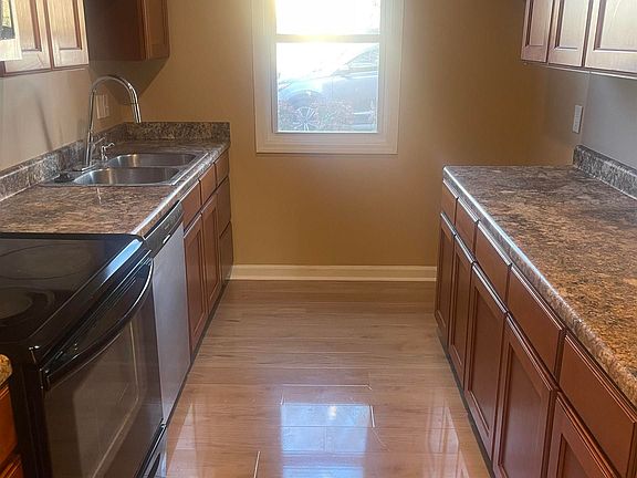 2nd image of 308 Percival Rd APT 102