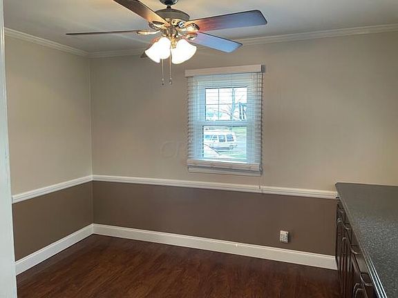 5th image of 1019 Guckert Ave