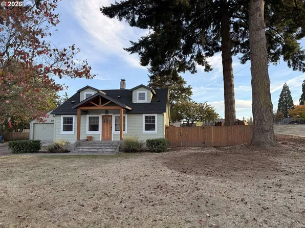 5811 NE 47th St, Vancouver, WA 98661