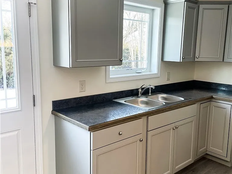 5553 W Main St #9 — Photo 3