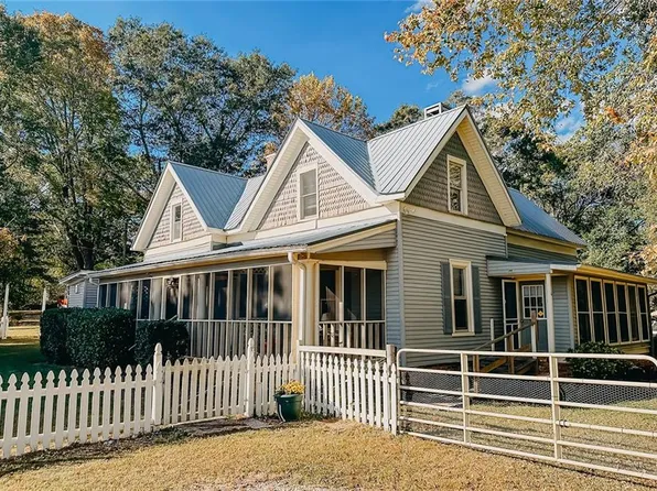 5906 Elland Heights Rd, Murrayville, GA 30564
