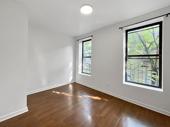 3rd image of 528 W 152nd St APT 42