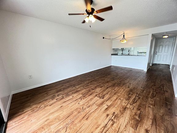 3rd image of 5032 Terrace Palms Cir Unit 202