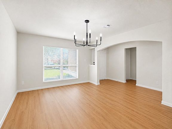 5th image of 15911 Sheldon Ridge Way