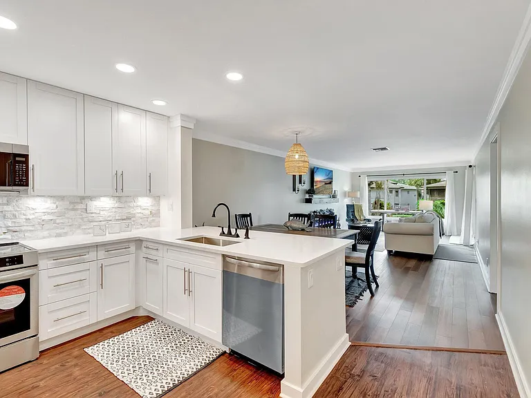 5770 Princess Palm Ct #F — Photo 5