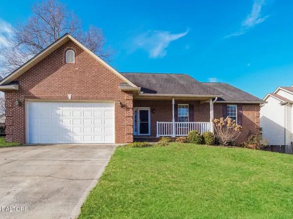 880 Glenfield Dr, Lenoir City, TN 37771
