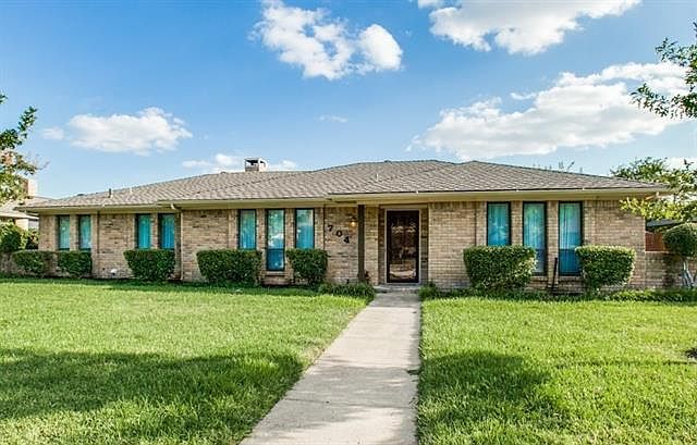 1st image of 704 Lake Highlands Dr