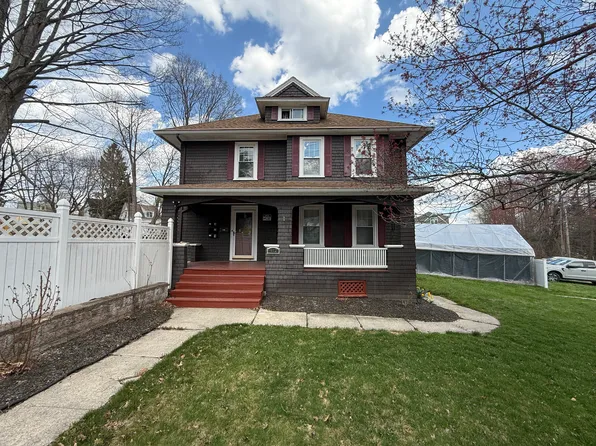 612 Grove St #2, Worcester, MA 01605