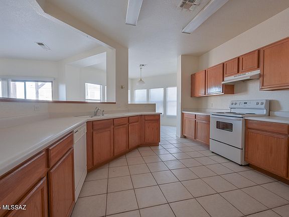 3rd image of 3482 N Rocky Spring Ct