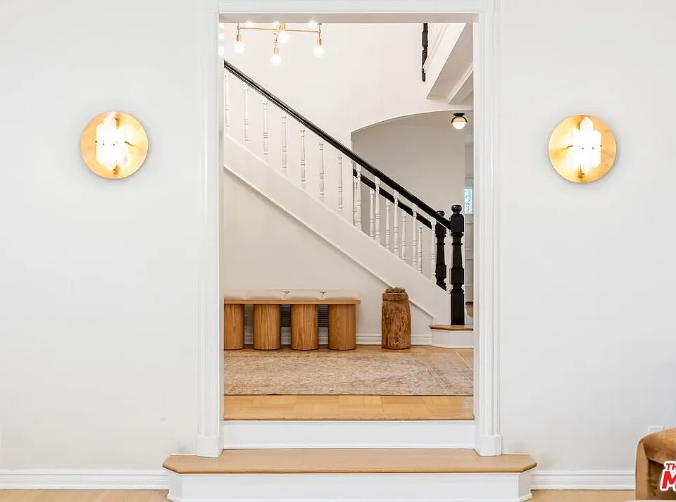 628 N Sierra Dr