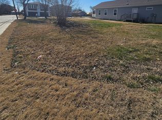 2214 Ash Crescent St, Fort Worth, TX 76104