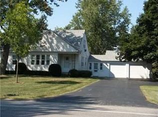 6534 Milestrip Rd, Orchard Park, NY 14127