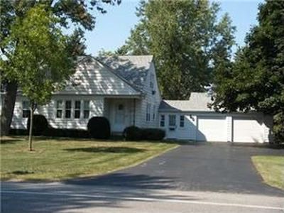 6534 Milestrip Rd, Orchard Park, NY, 14127