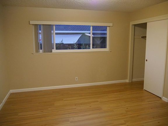 5th image of 3475 Leigh Ave