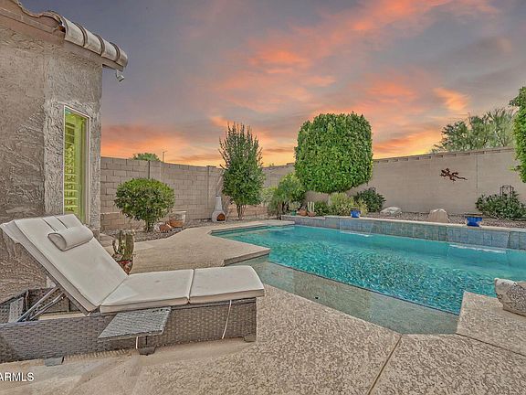 4th image of 26391 N 107TH Drive