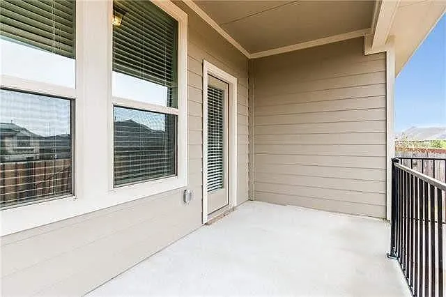 9529 Hunter Ln — Photo 5