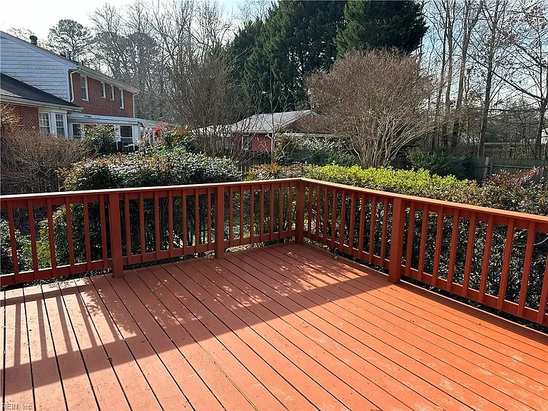 1704 Eagle Hill Dr — Photo 42