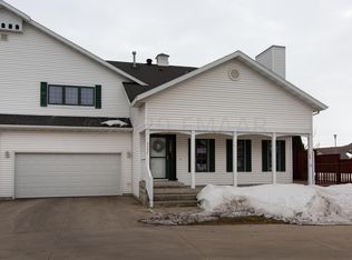3337 23rd Ave S, Fargo, ND 58103