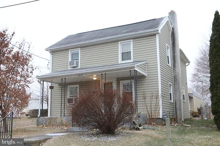 1st image of 815 Georgia Ave