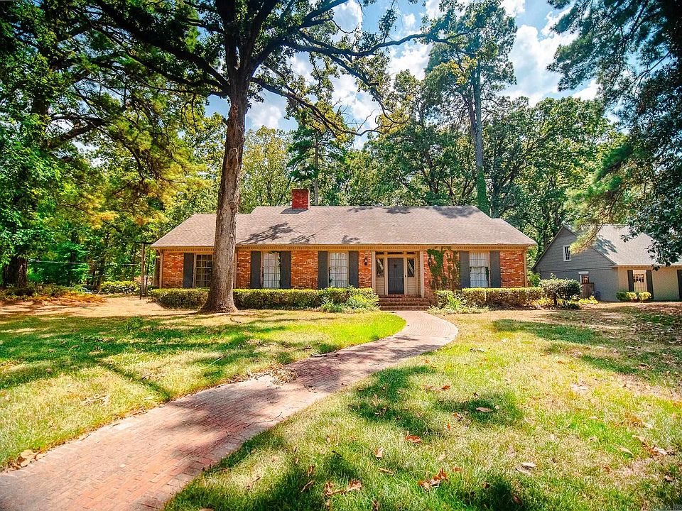 1st image of 5 Southern Pines Dr