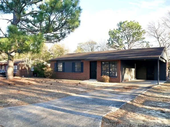 931 Spellman Dr, Fayetteville, NC 28311