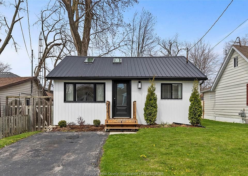 1st image of 304 Erieview Dr