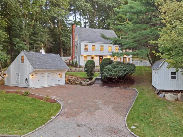 203 Winn St, Burlington, MA 01803