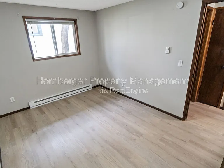 723 W York Ave #1 — Photo 14