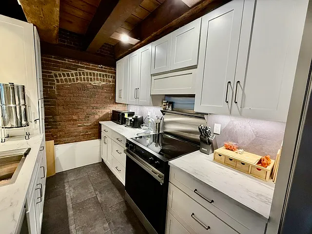 120 Commercial St #3-4 — Photo 13