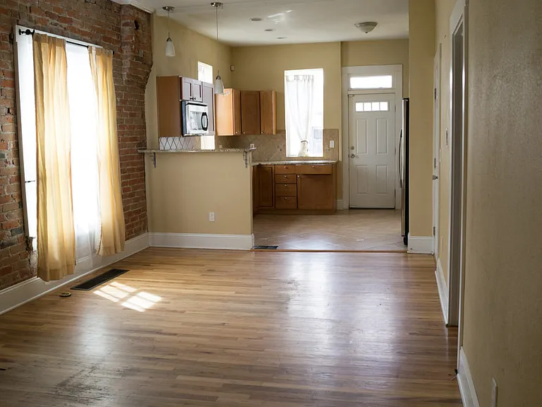 3015 N Williams St — Photo 6