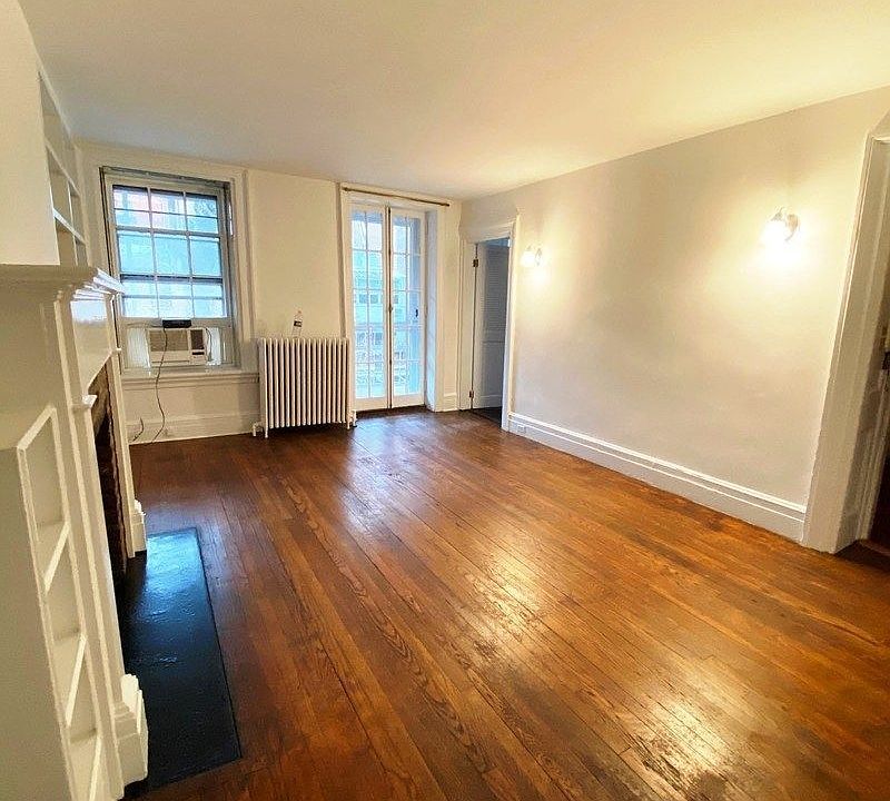 1st image of 54 W 10th St #7