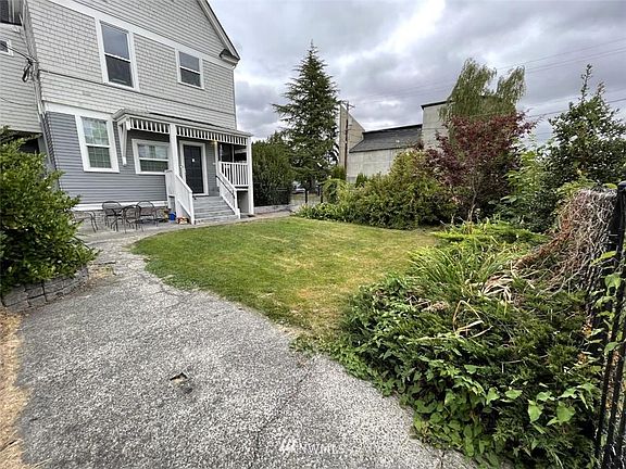 4th image of 402 N K St #3