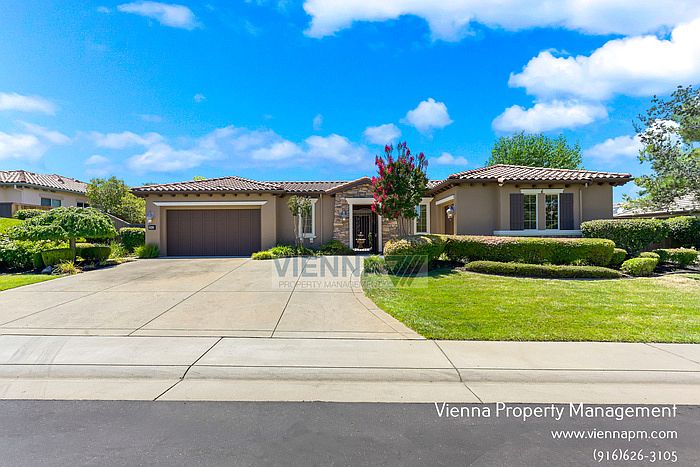 1st image of 1944 Ladera Dr