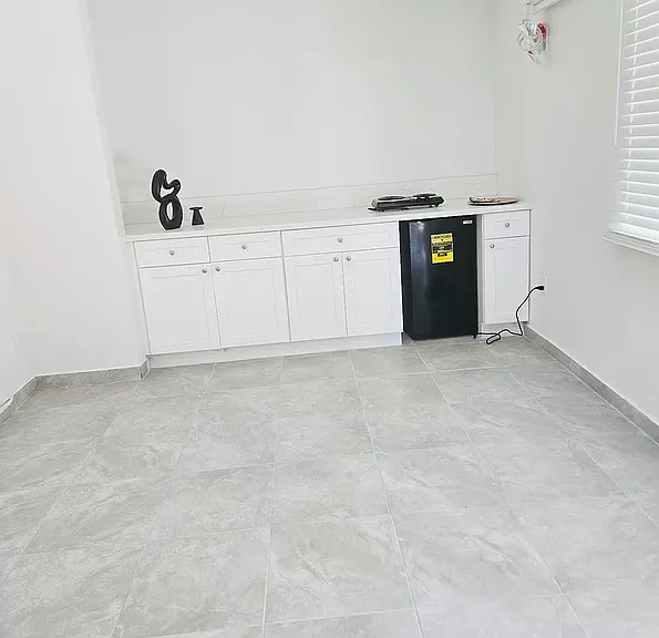 8533 Cedros Ave #1 — Photo 4