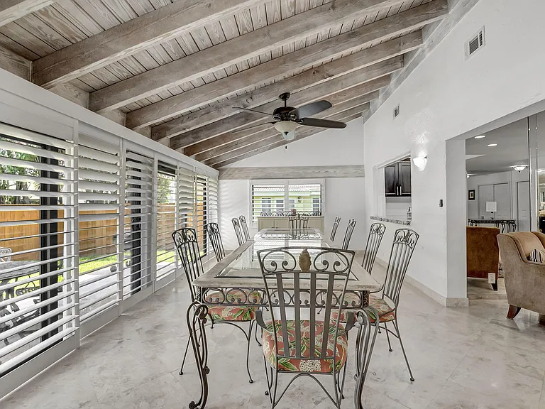 804 Foxpointe Cir — Photo 14