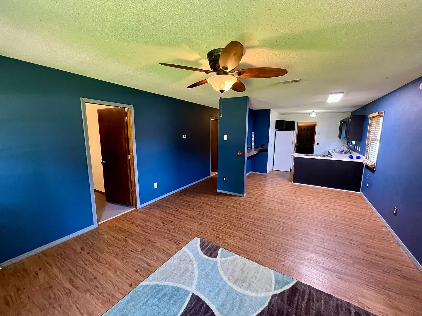 3 Bed | 2 Bath | House — Photo 3