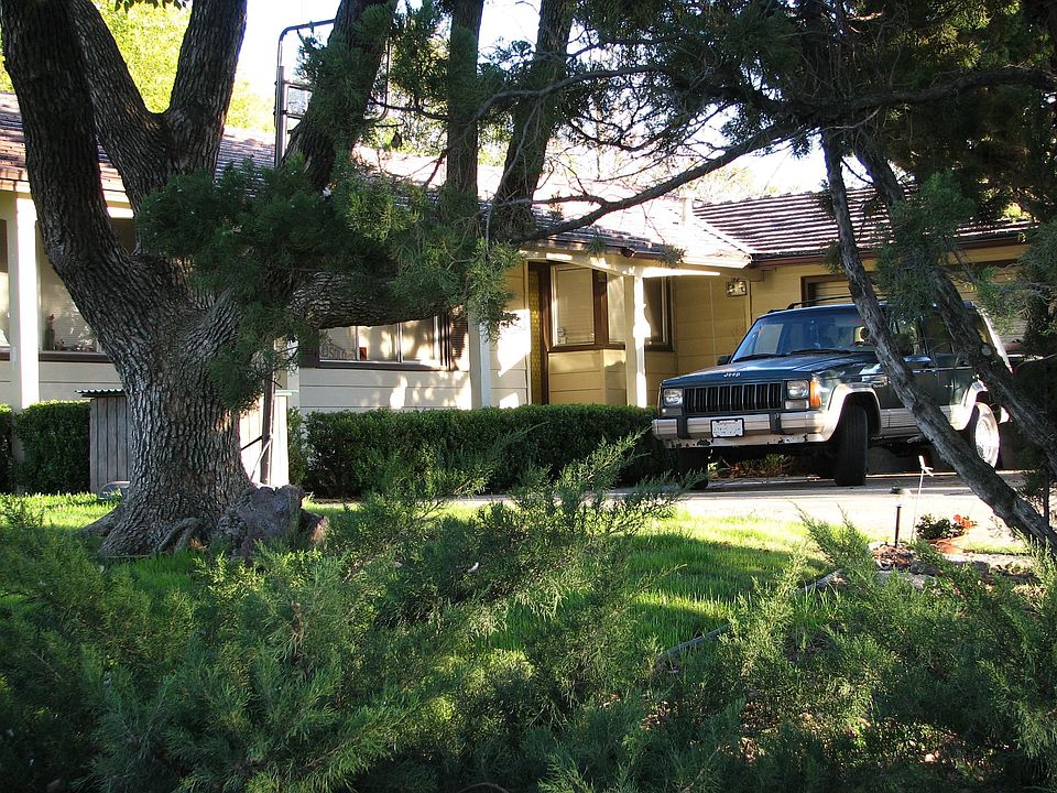 1st image of 5080 Diablo Dr
