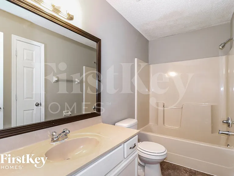 1088 Red Fern Cir W — Photo 13