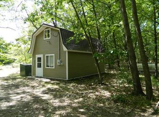 2975 9 Mile Rd, Sterling, MI 48659