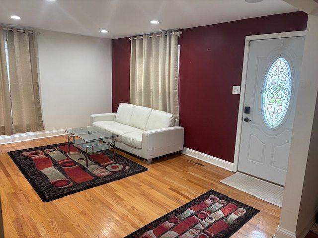 2nd image of 1037 Marshall Ave