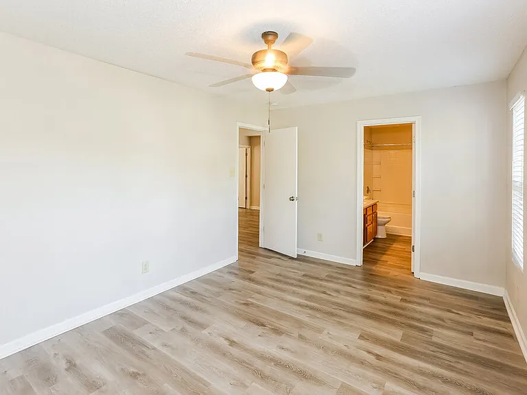 803 Chastain Ave — Photo 11