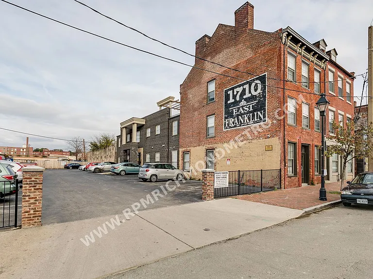 1710 E Franklin St — Photo 75