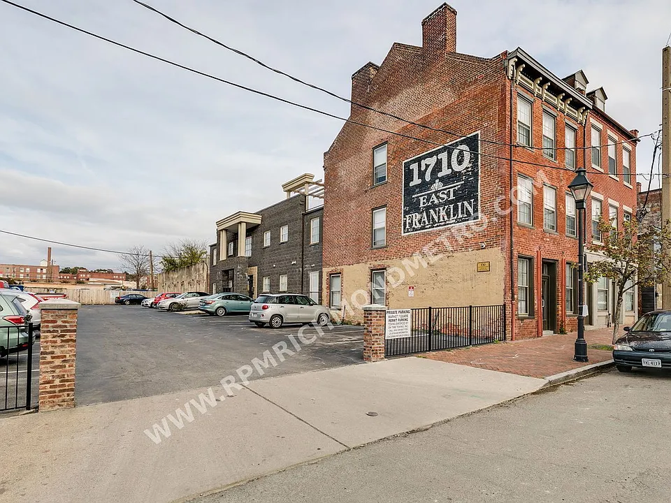 1710 E Franklin St #1