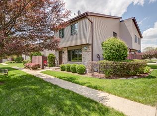 404 Circlegate Rd, New Lenox, IL 60451