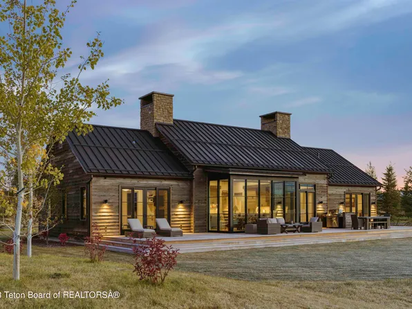 1040 Mourning Dove Ct, Driggs, ID 83422