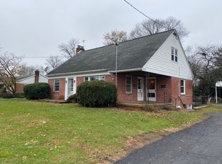 269 E Main St #1, Leola, PA 17540