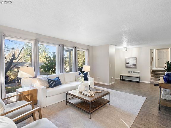 5th image of 1010 Marylhurst Dr