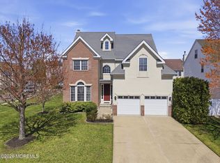 20 Royal Lane, Howell, NJ 07731