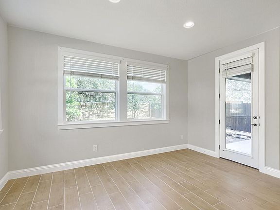 3rd image of 2605 Sam Bass Rd #3